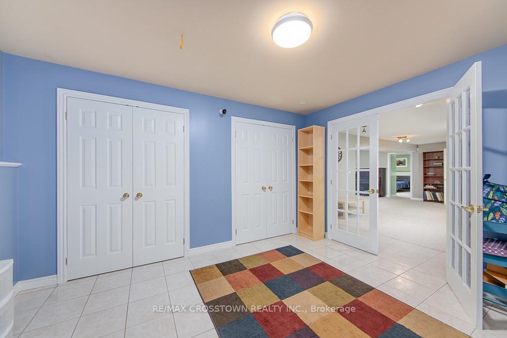 Photo 33 of 10 Birchmount Circle, Wasaga Beach — HOMEH