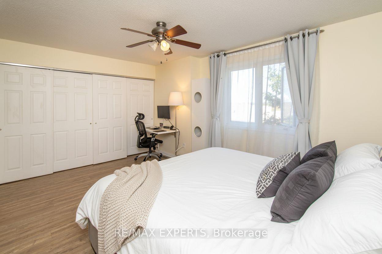 Photo 13 of Unit 64, 175 Stanley Street, Barrie, East Bayfield — HOMEH