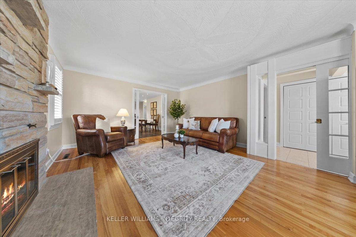 Photo 6 of 165 Dahlia Avenue, Ottawa, Applewood Acres — HOMEH
