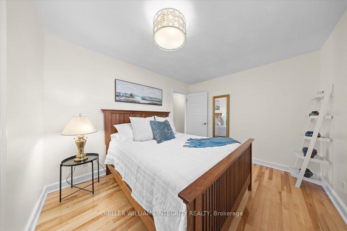 Photo 9 of 165 Dahlia Avenue, Ottawa, Applewood Acres — HOMEH
