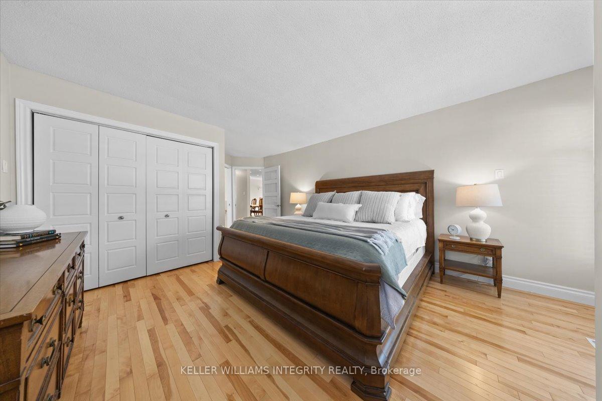 Photo 12 of 165 Dahlia Avenue, Ottawa, Applewood Acres — HOMEH