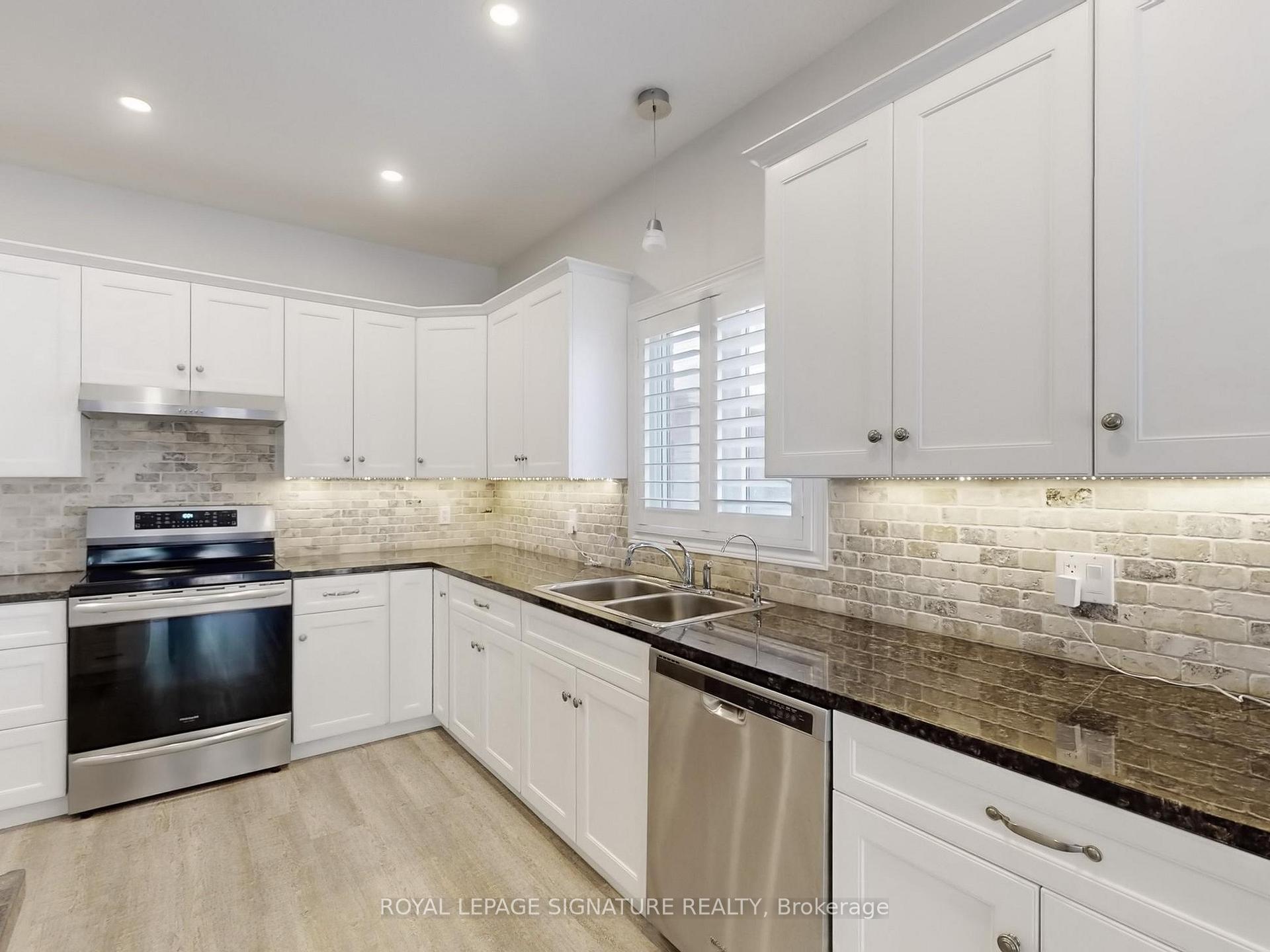 Photo 12 of 539 Wood Nettle Way, Waterloo, Columbia Forest — HOMEH