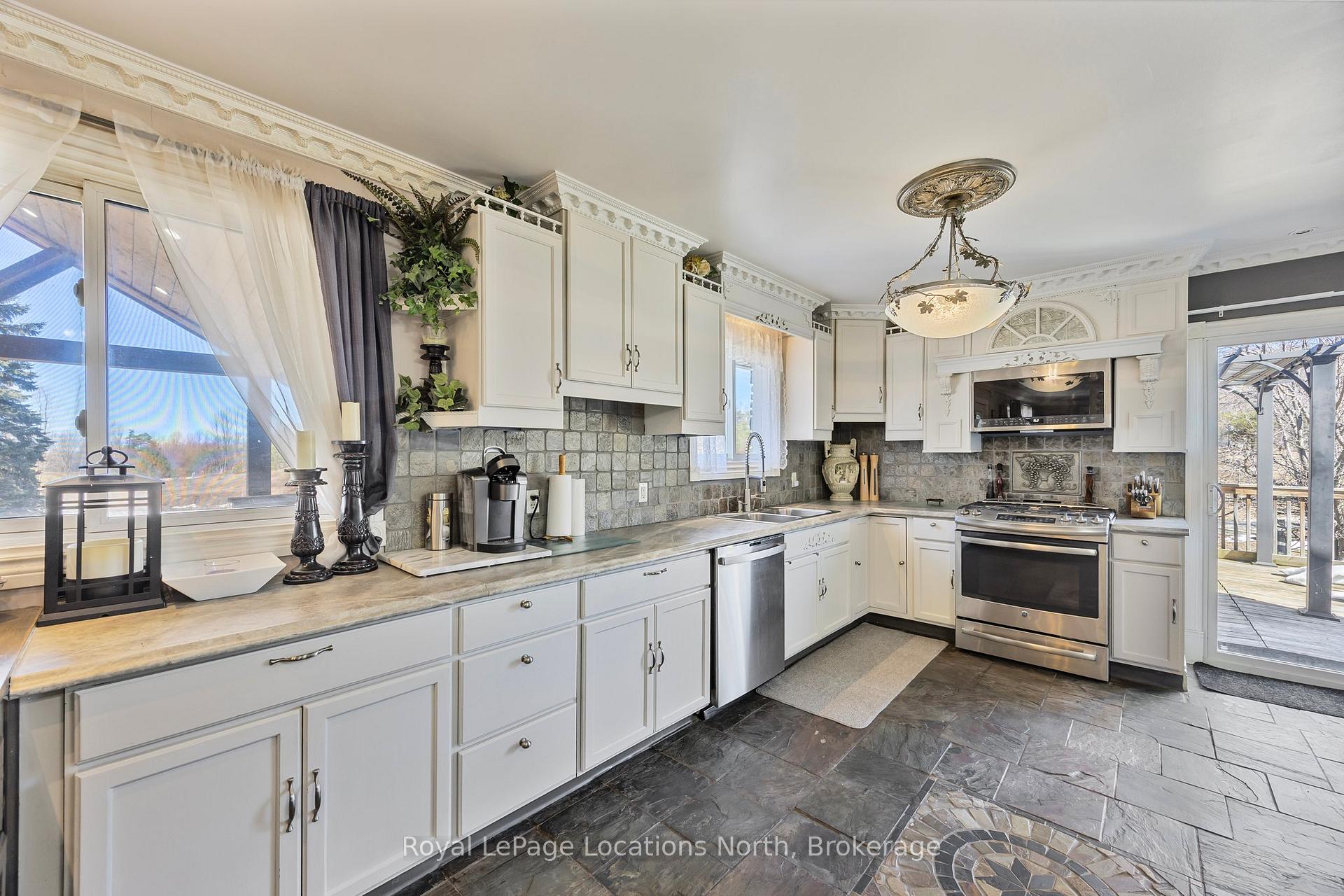Photo 6 of 122656 Grey 9 Road, West Grey — HOMEH