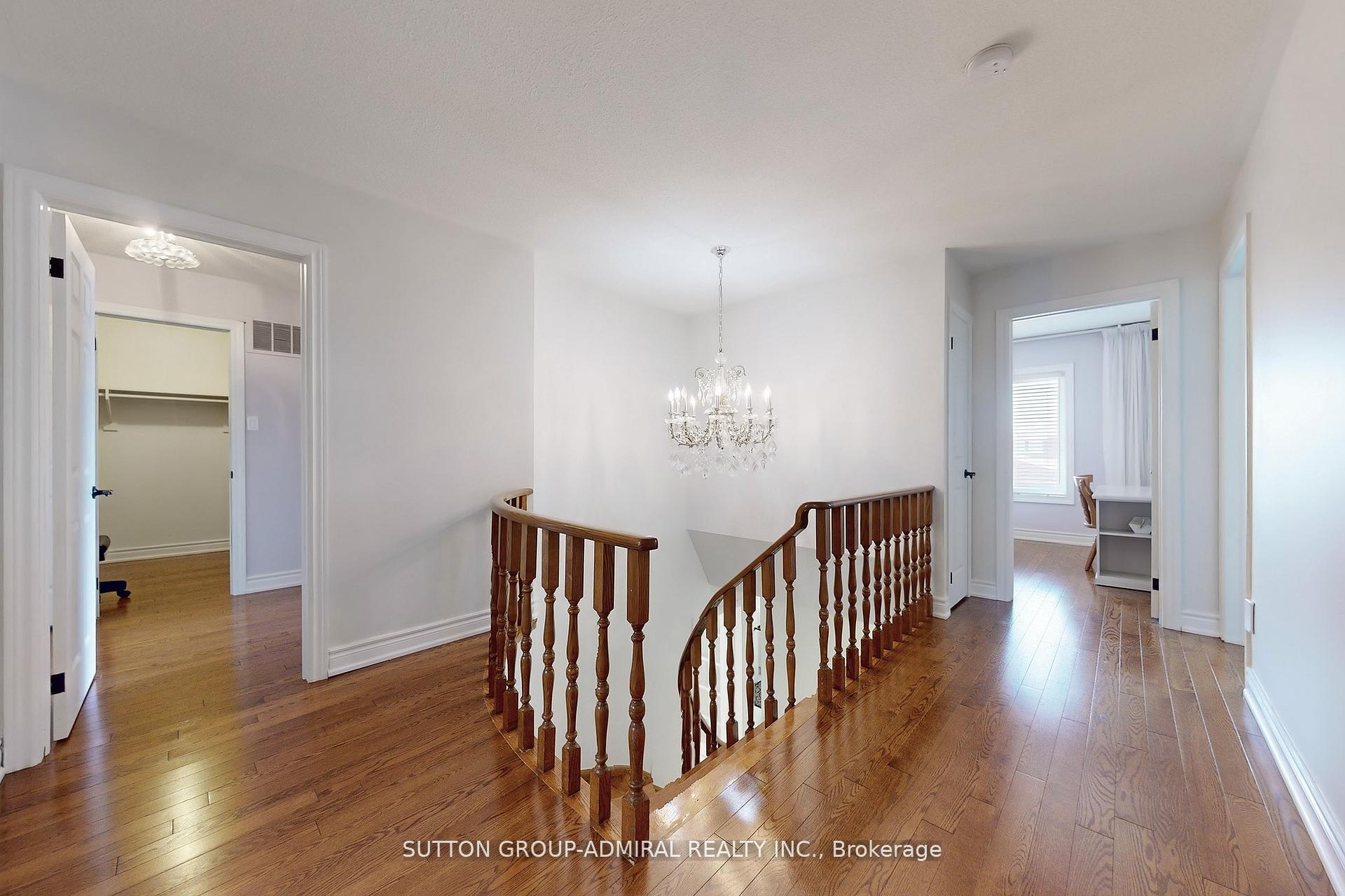Photo 17 of 160 Marwood Place, Vaughan, Maple — HOMEH