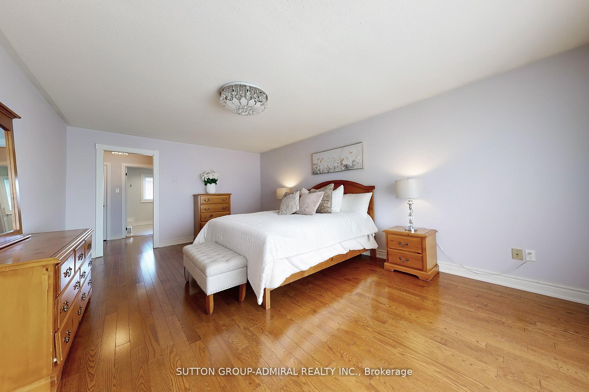 Photo 18 of 160 Marwood Place, Vaughan, Maple — HOMEH