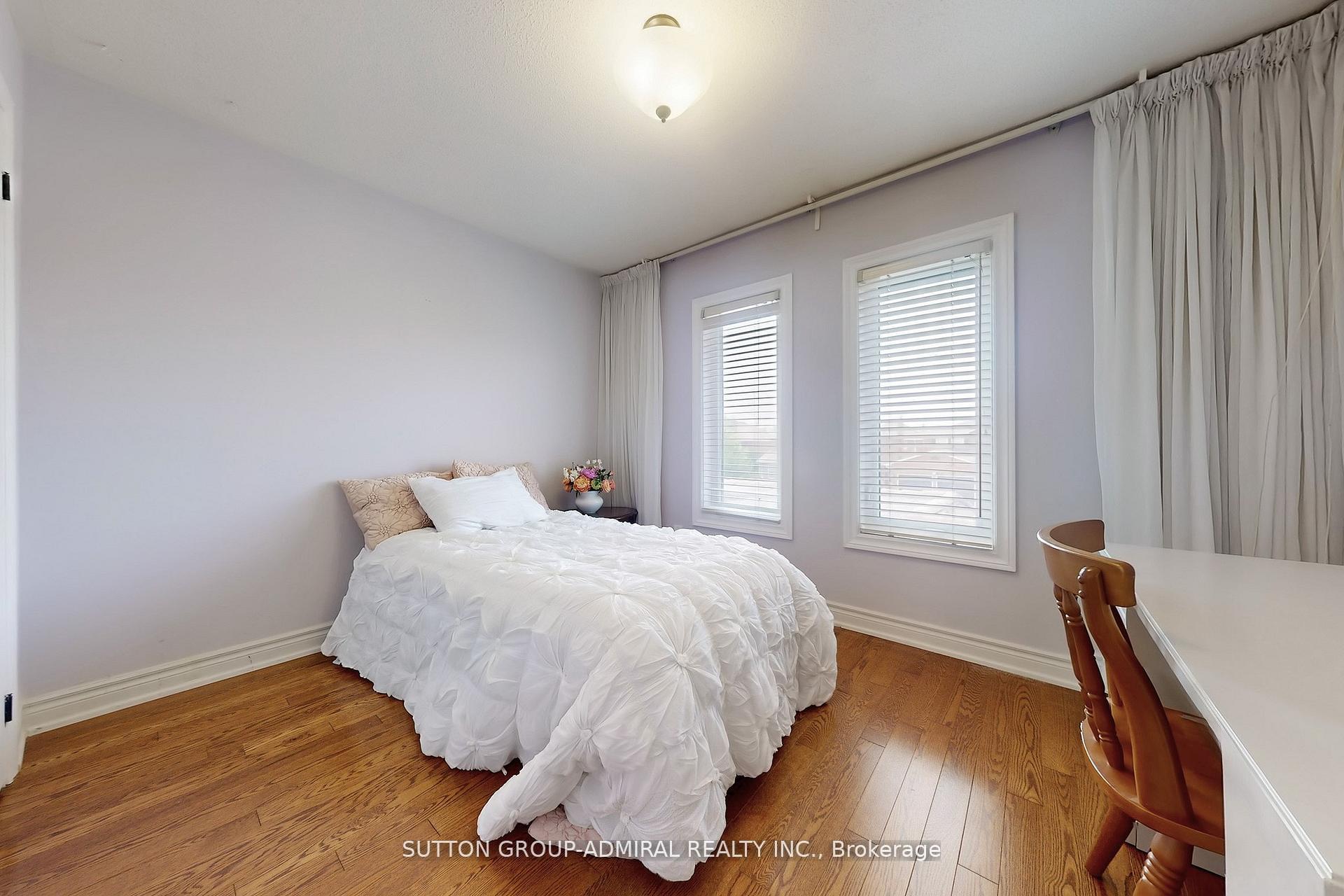 Photo 26 of 160 Marwood Place, Vaughan, Maple — HOMEH