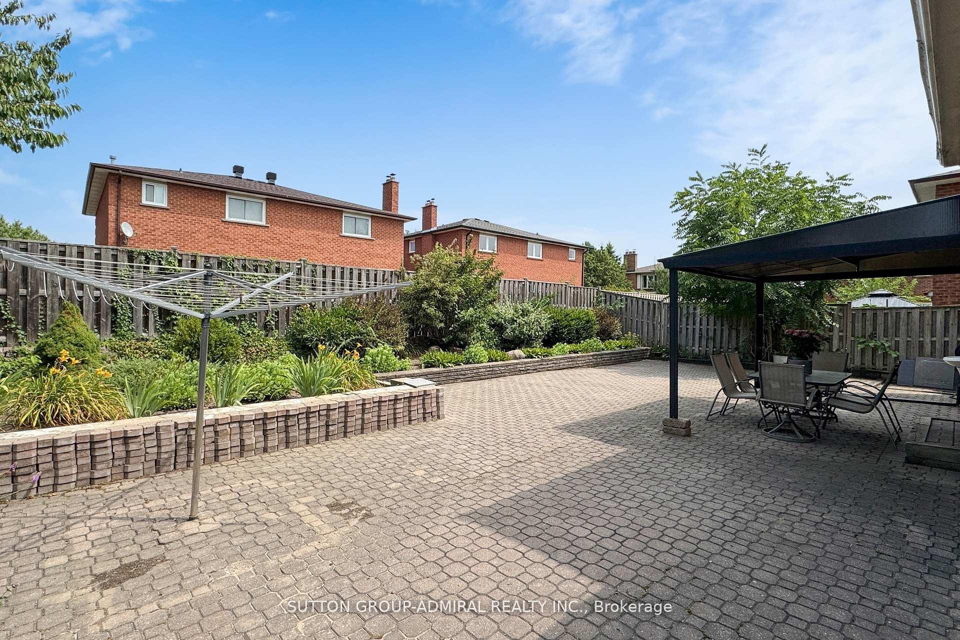 Photo 38 of 160 Marwood Place, Vaughan, Maple — HOMEH