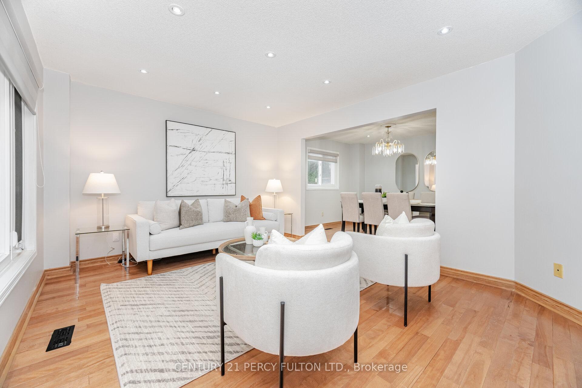 Photo 5 of 24 Carle Crescent, Ajax, Central West — HOMEH