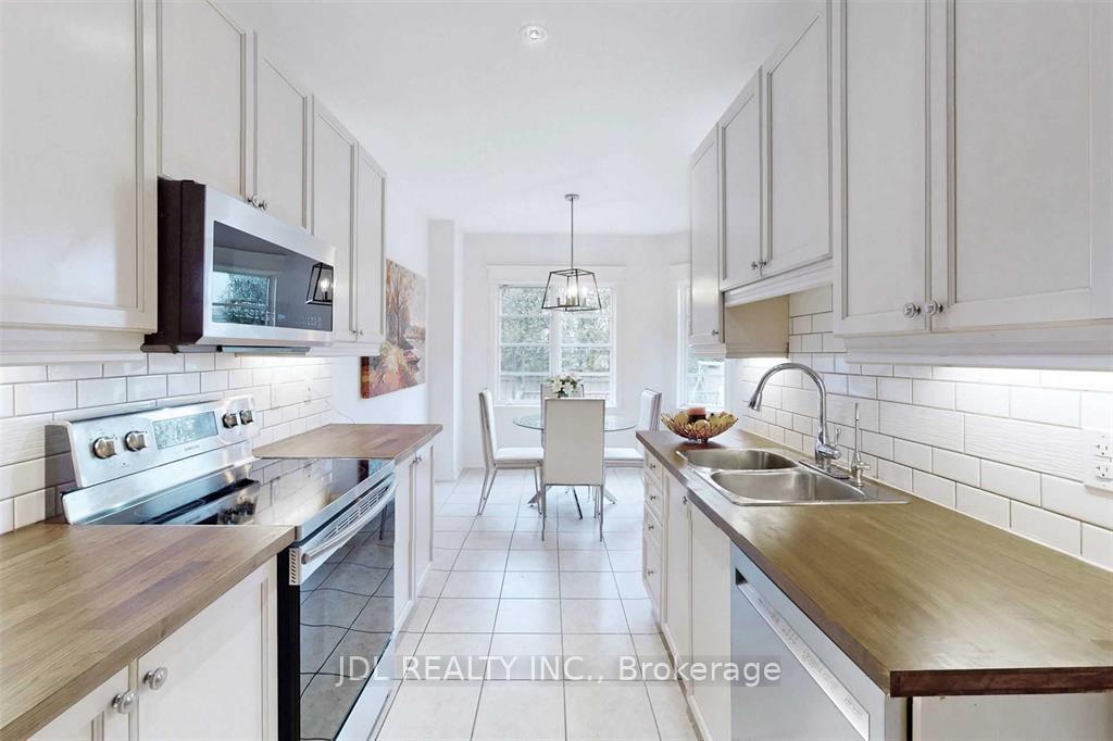 Photo 8 of 8 Mill River Drive, Vaughan, Patterson — HOMEH