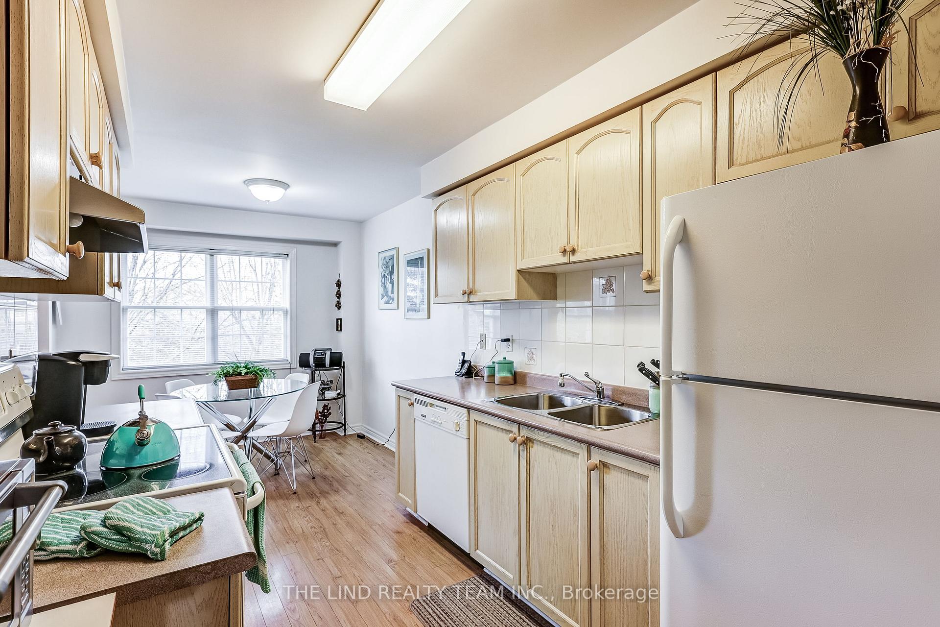 Photo 8 of 20 Hawtin Lane, Aurora, Aurora Grove — HOMEH