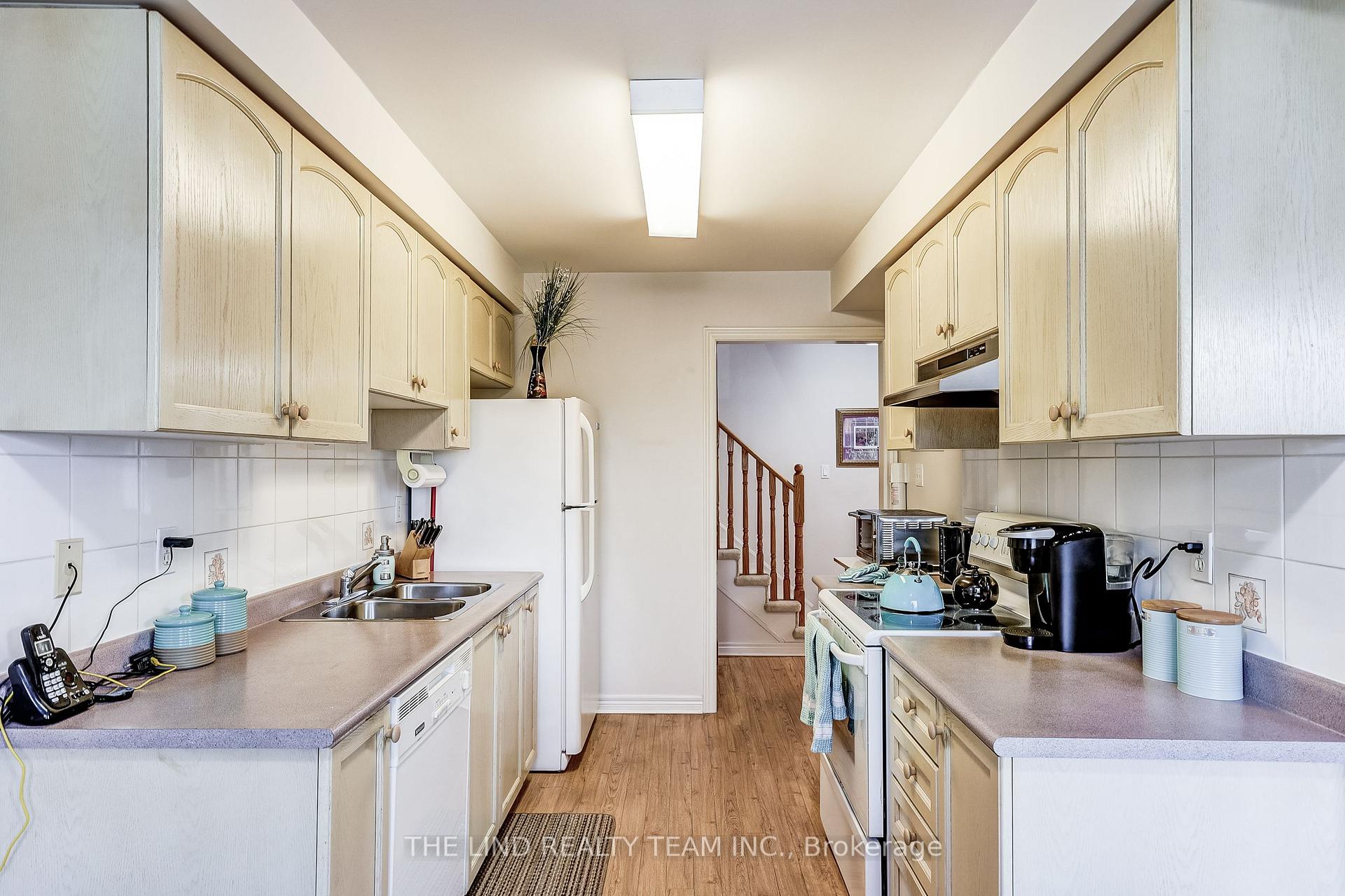 Photo 12 of 20 Hawtin Lane, Aurora, Aurora Grove — HOMEH