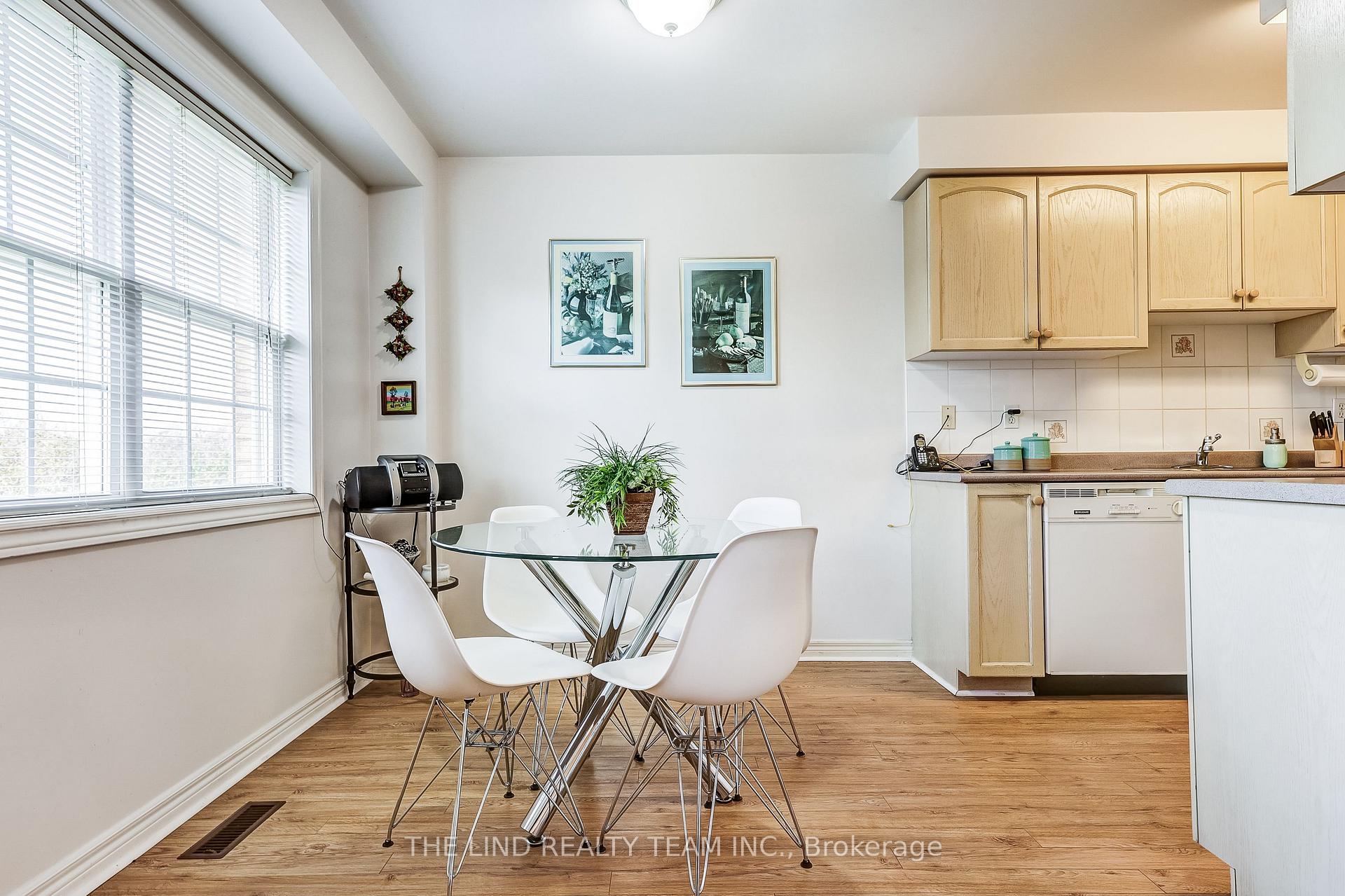 Photo 9 of 20 Hawtin Lane, Aurora, Aurora Grove — HOMEH