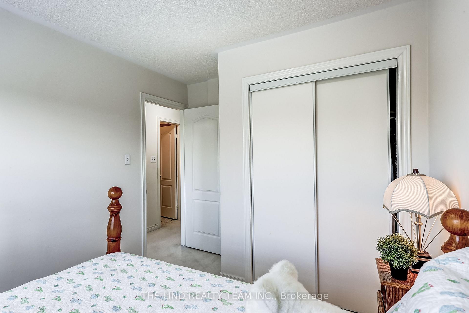 Photo 25 of 20 Hawtin Lane, Aurora, Aurora Grove — HOMEH