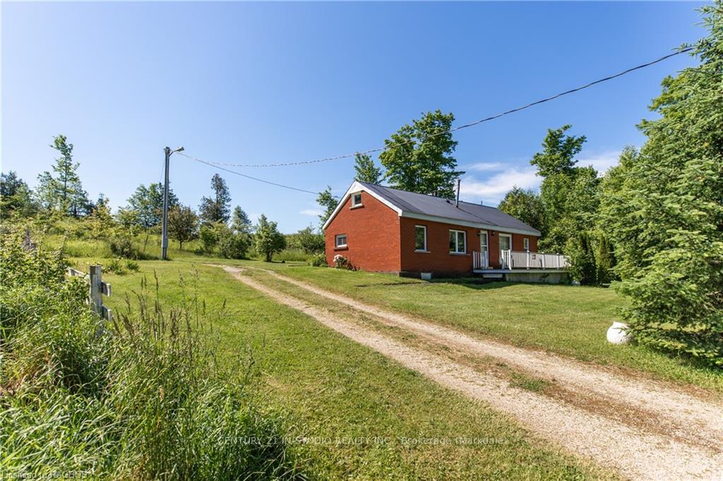Photo 4 of 504452 Grey Road 12, West Grey — HOMEH