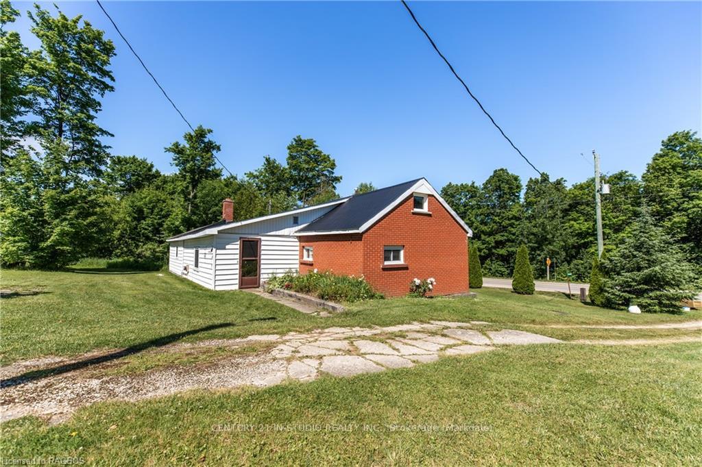 Photo 5 of 504452 Grey Road 12, West Grey — HOMEH