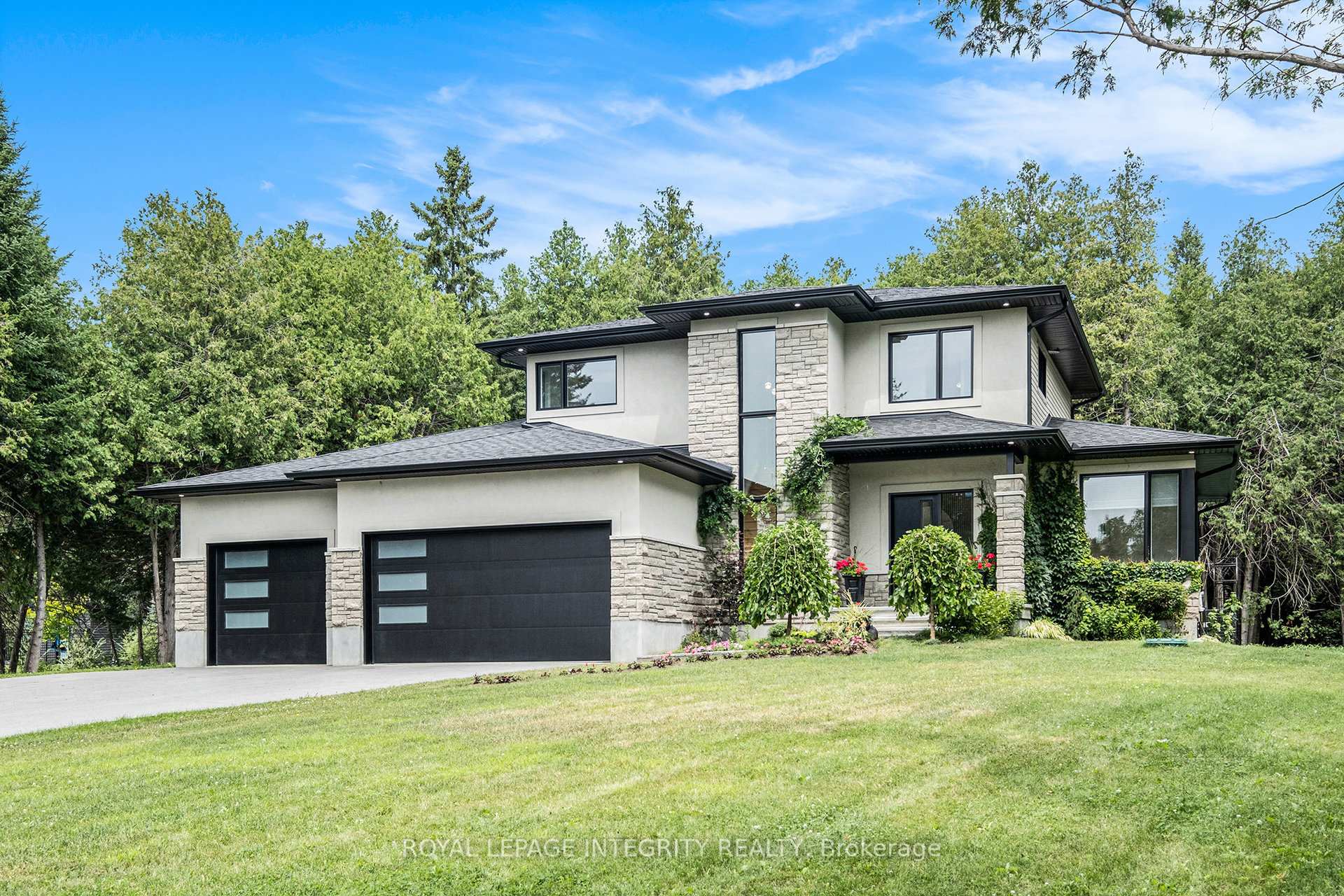 Photo 1 of 309 Ridgemont Drive, Beckwith, Beckwith Twp — HOMEH