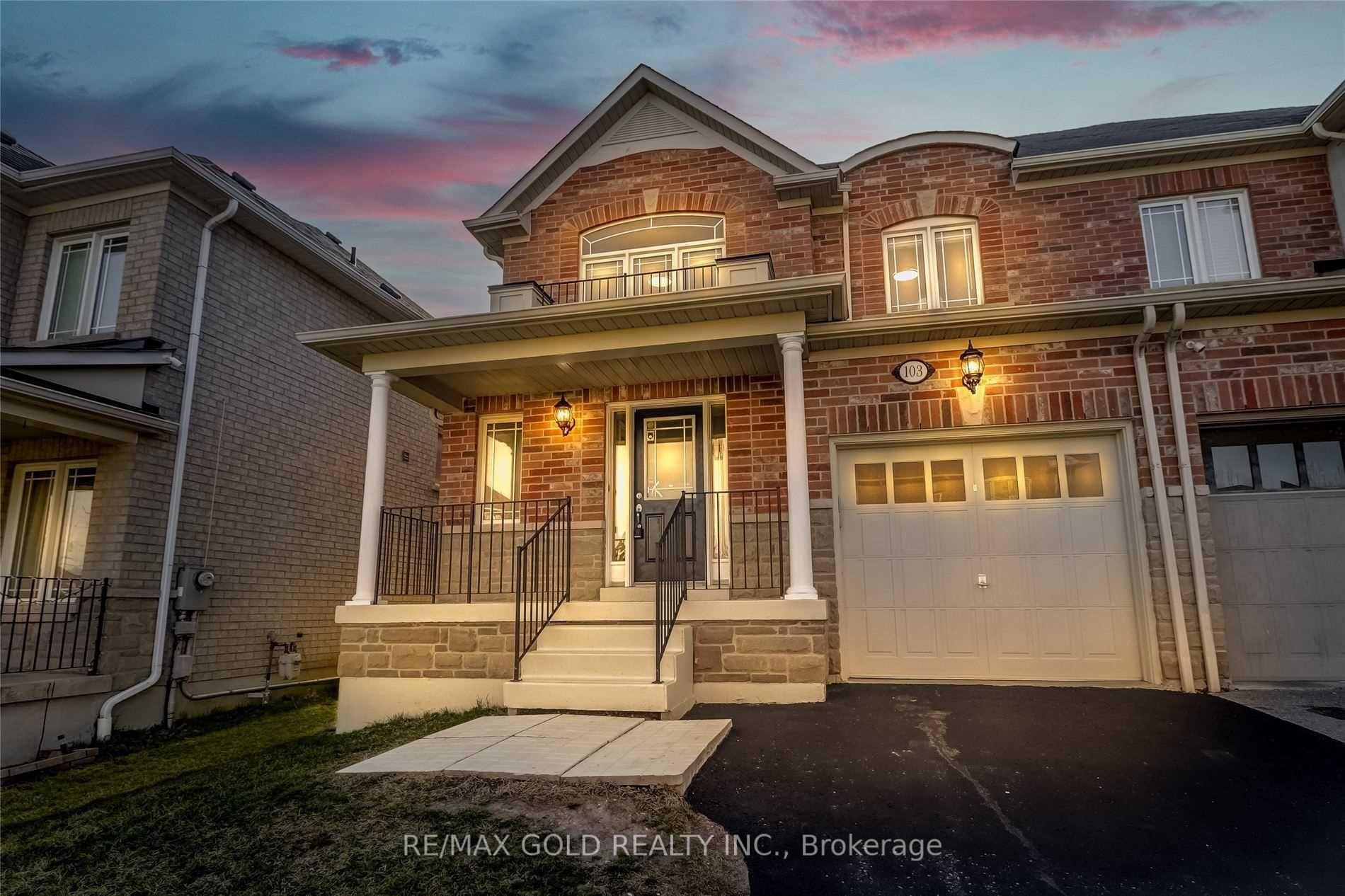 Photo 3 of 103 Whitlock Crescent, Ajax, Northeast Ajax — HOMEH