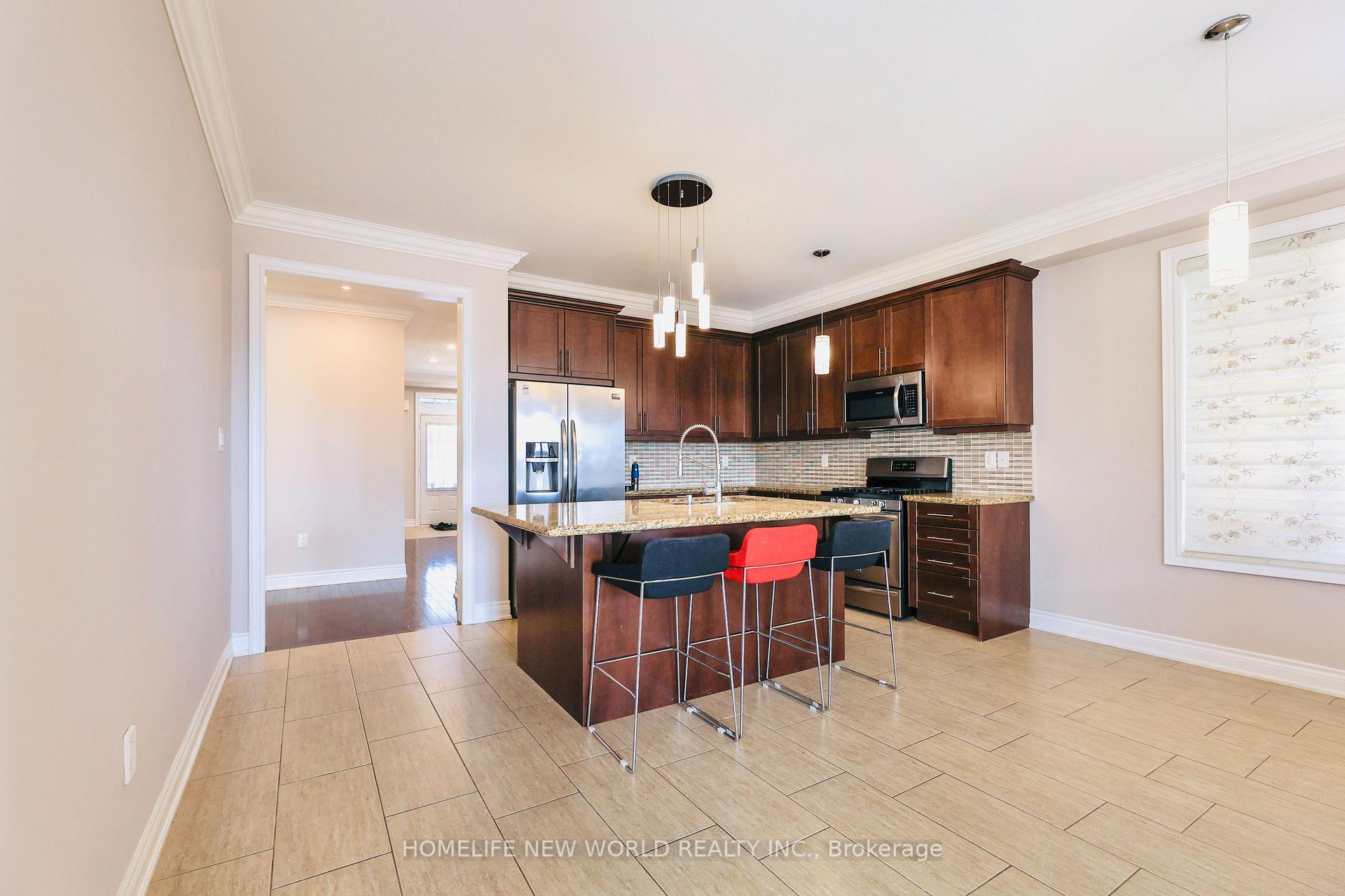 Photo 10 of 77 Cranbrook Crescent, Vaughan, Kleinburg — HOMEH