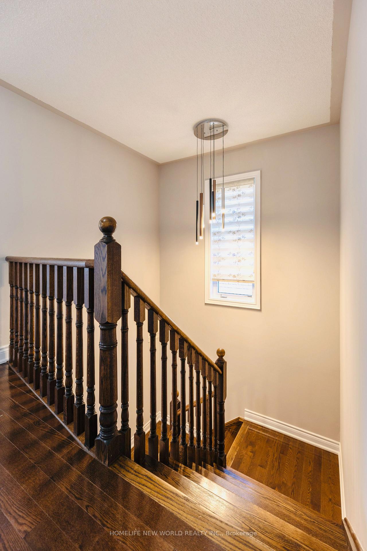 Photo 15 of 77 Cranbrook Crescent, Vaughan, Kleinburg — HOMEH