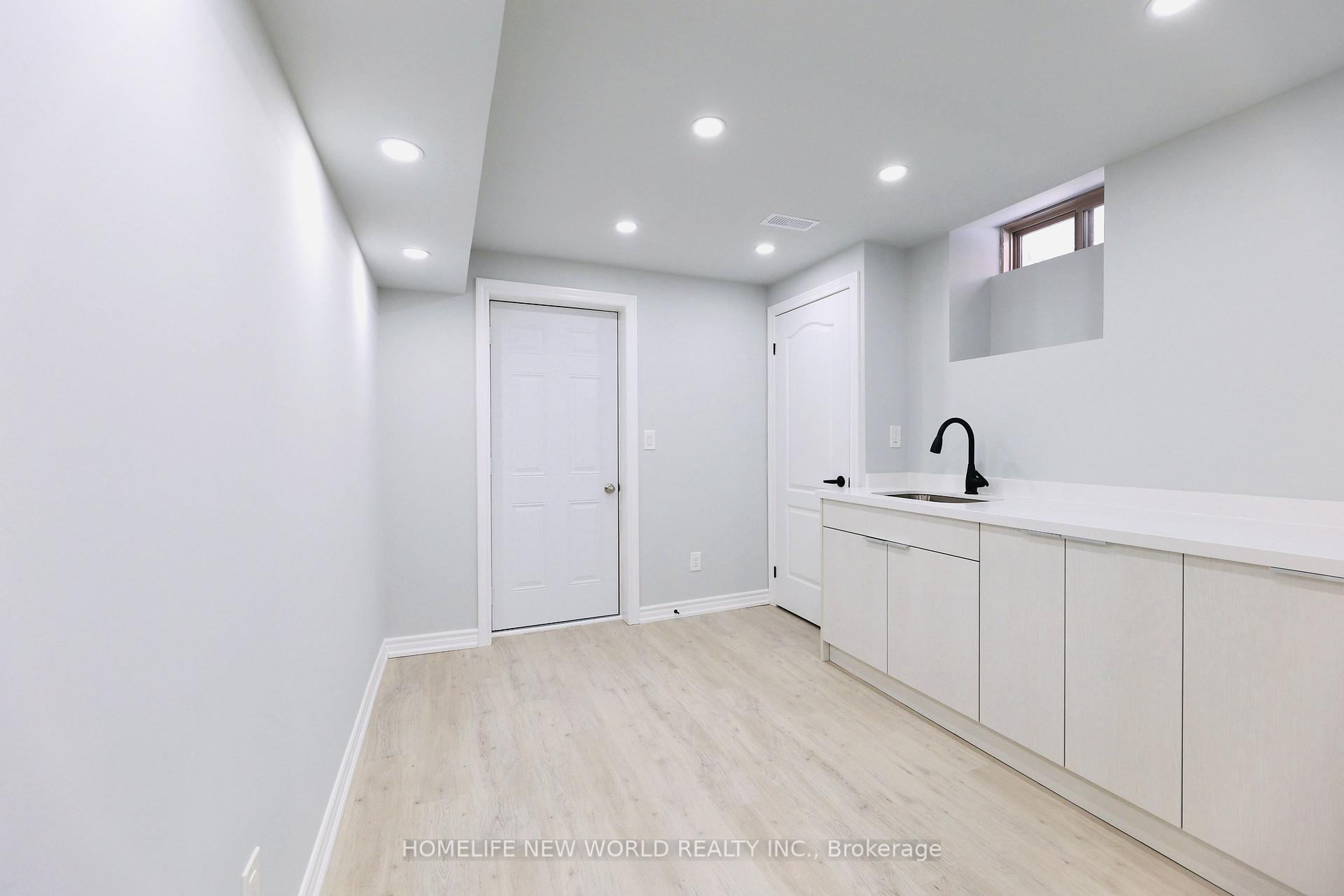 Photo 28 of 77 Cranbrook Crescent, Vaughan, Kleinburg — HOMEH