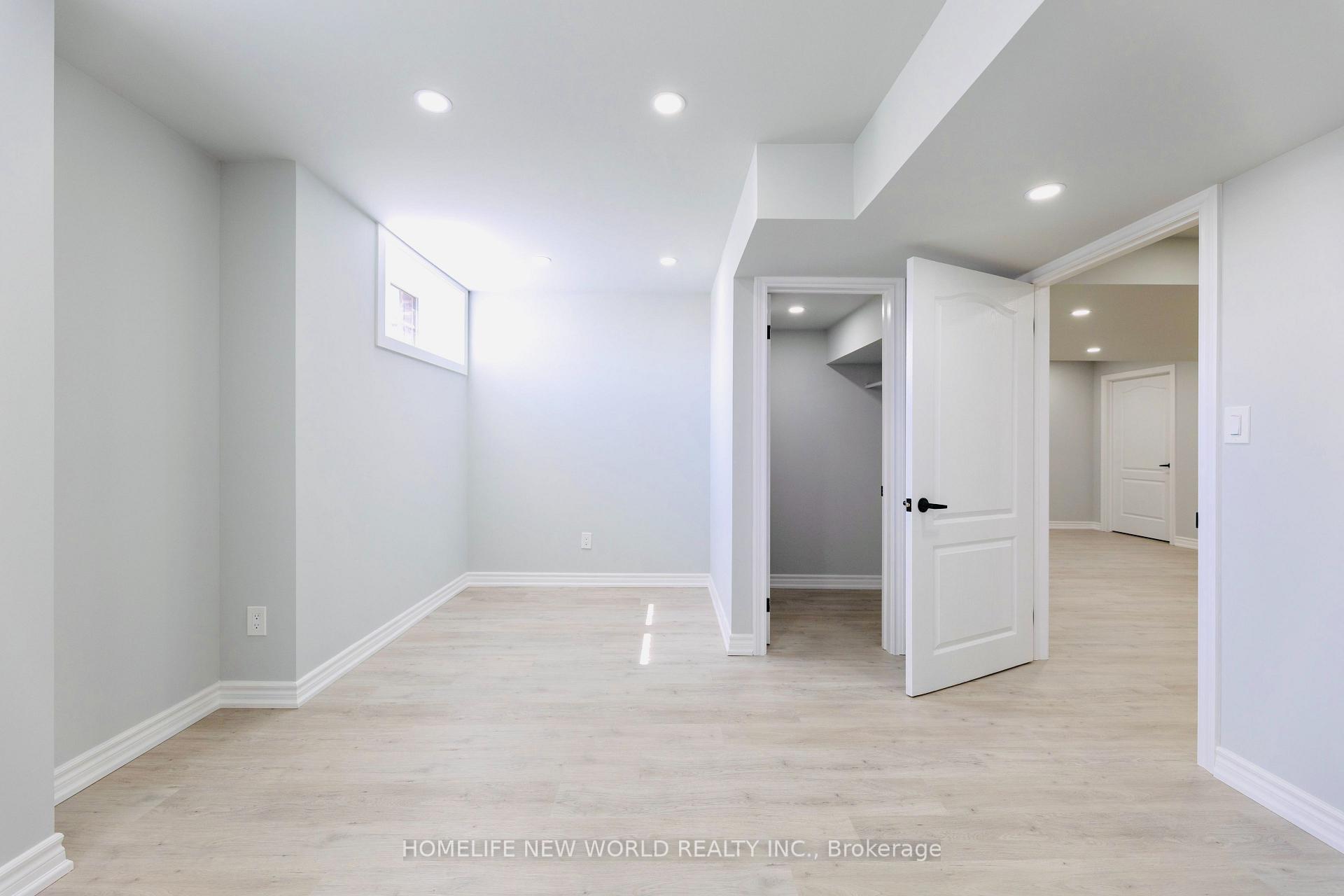 Photo 33 of 77 Cranbrook Crescent, Vaughan, Kleinburg — HOMEH