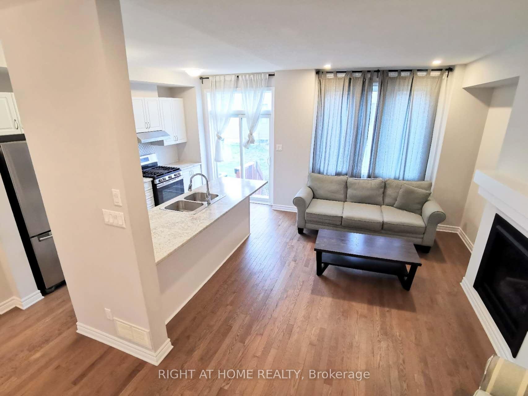 Photo 12 of 2452 Waterlilly Way, Ottawa, Barrhaven - Heritage Park — HOMEH