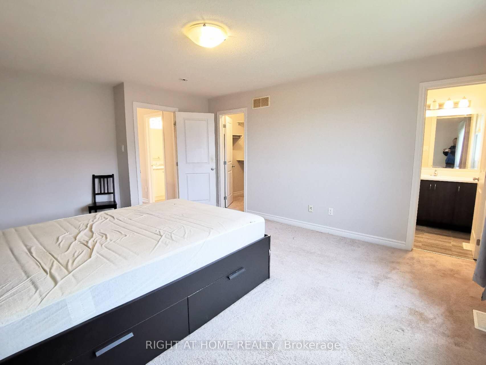 Photo 13 of 2452 Waterlilly Way, Ottawa, Barrhaven - Heritage Park — HOMEH