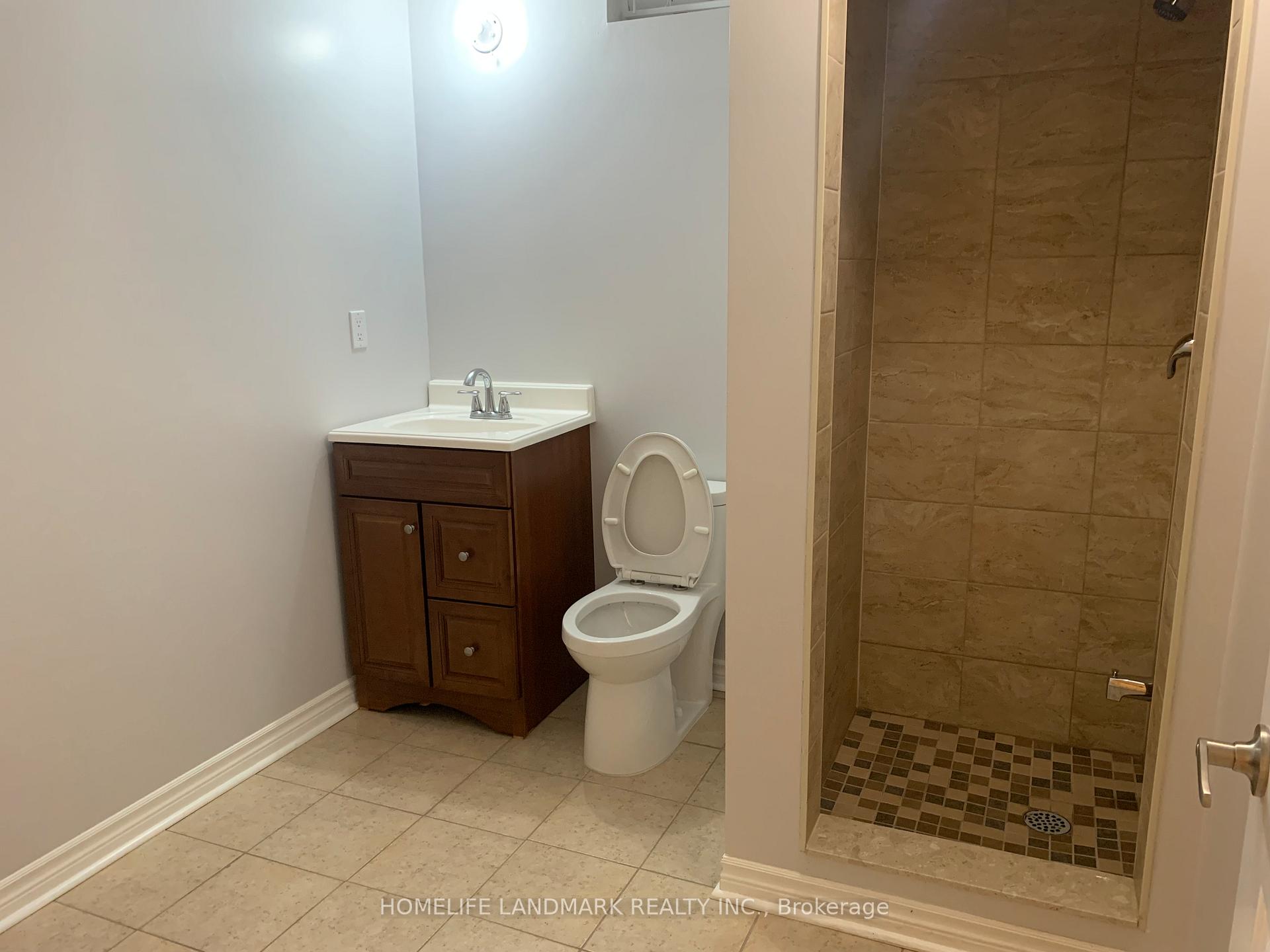 Photo 21 of 117 Catalpa Crescent, Vaughan, Patterson — HOMEH