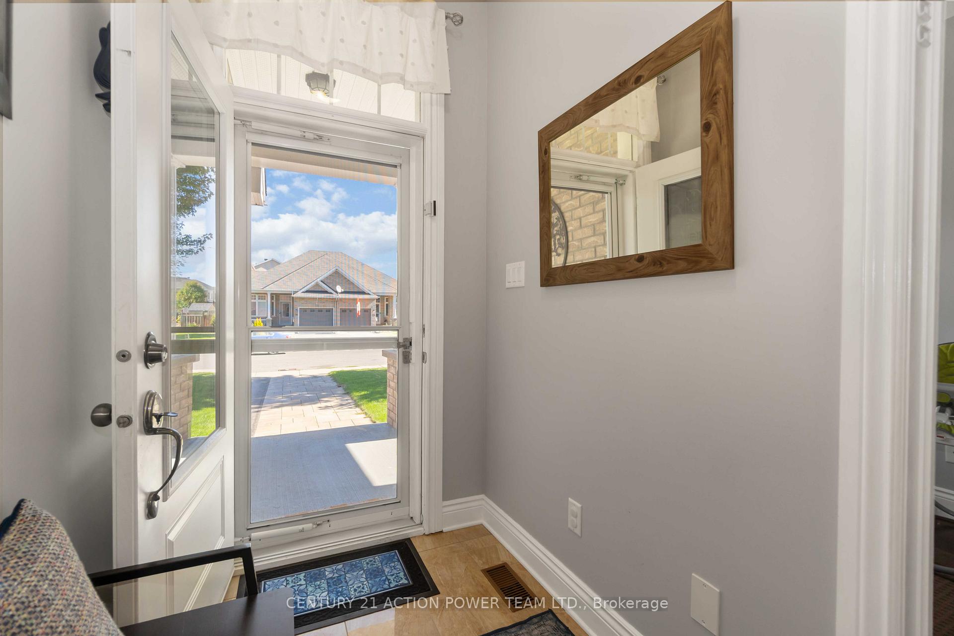 Photo 6 of 77 Desmond Trudeau Drive, Arnprior — HOMEH