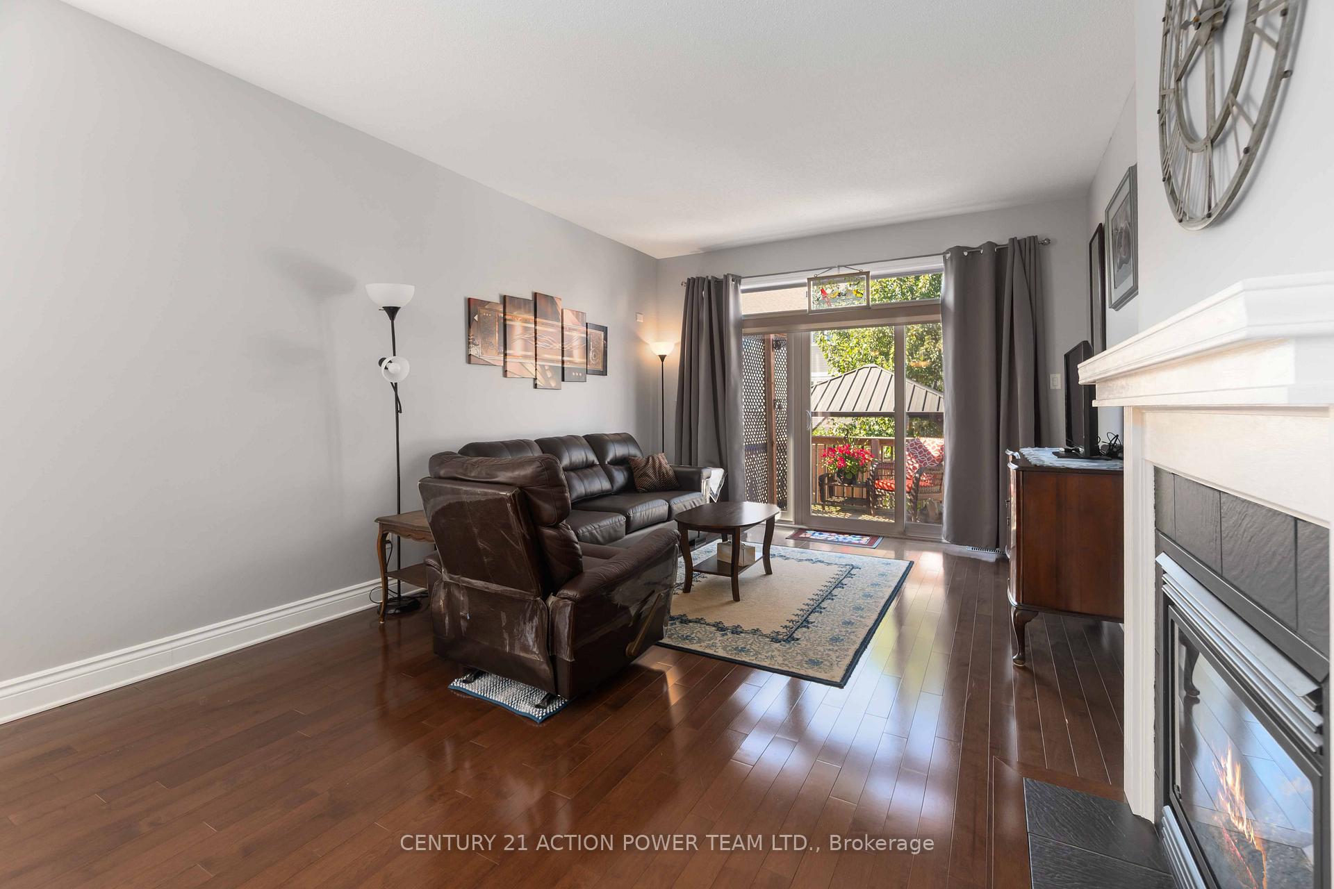 Photo 12 of 77 Desmond Trudeau Drive, Arnprior — HOMEH