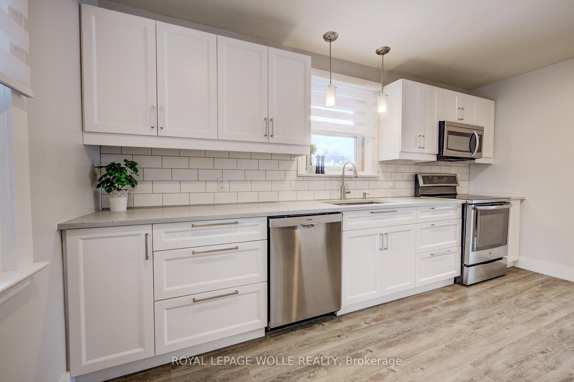 Photo 8 of 67 Weber Street S, Waterloo — HOMEH