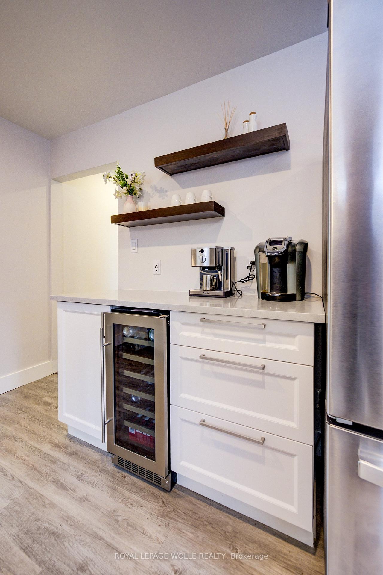 Photo 13 of 67 Weber Street S, Waterloo — HOMEH