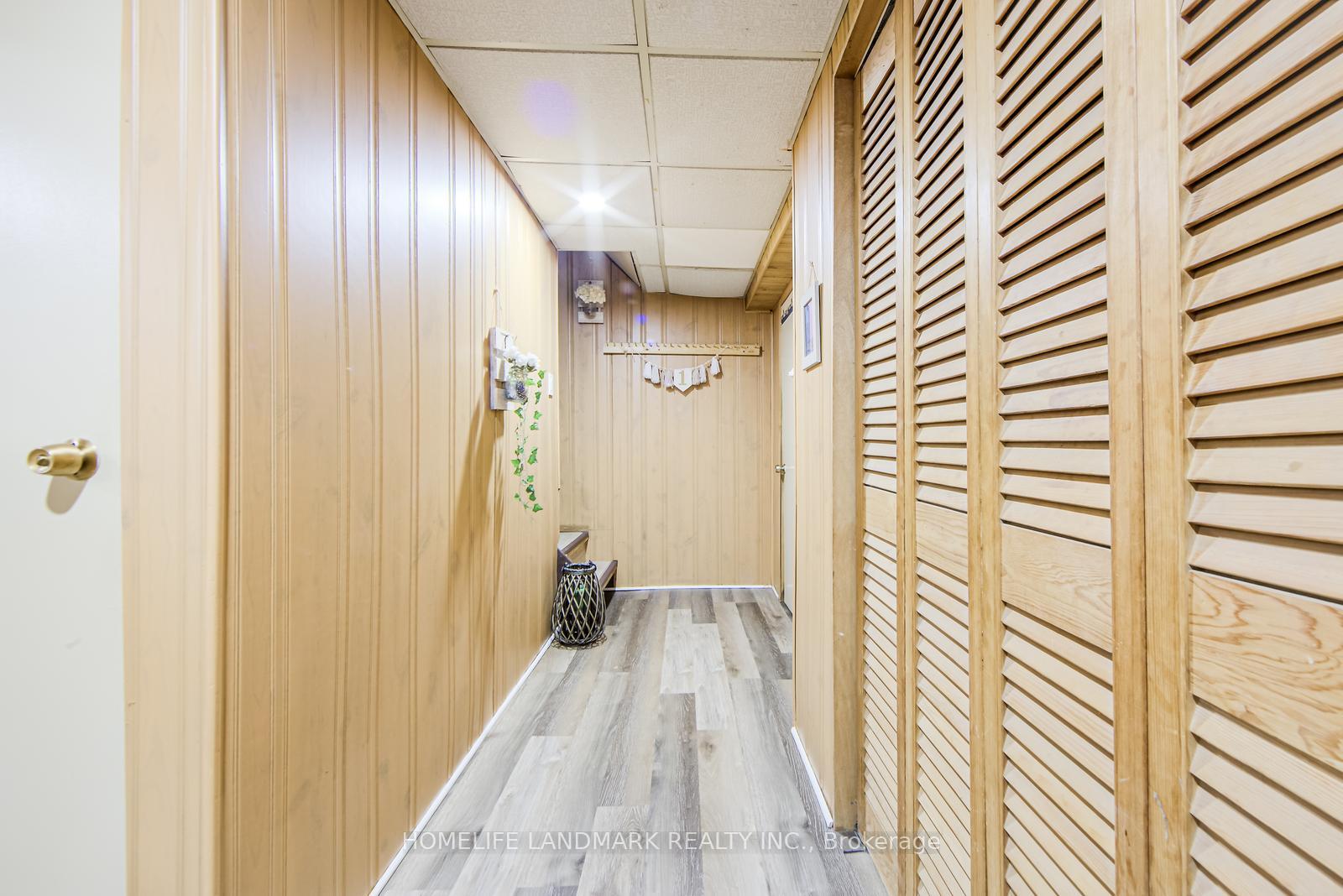 Photo 22 of 915 Harding Street, Whitby, Downtown Whitby — HOMEH