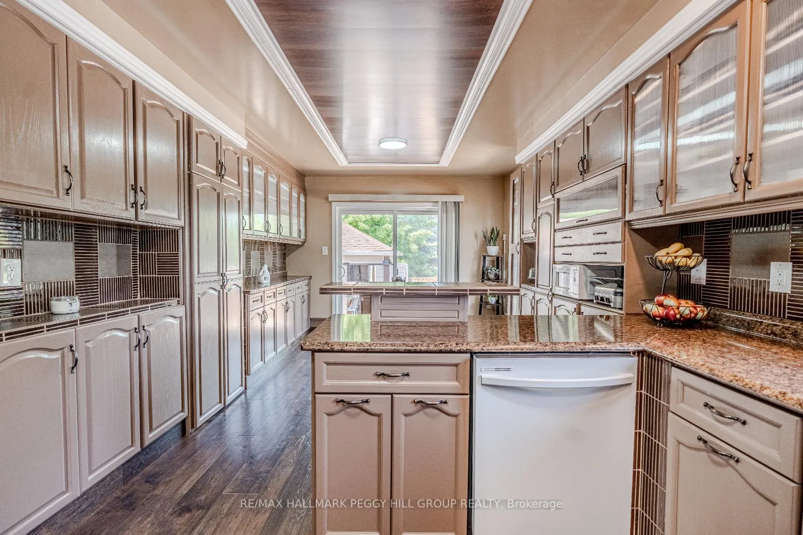 Photo 4 of 68 Coughlin Road, Barrie, Holly — HOMEH