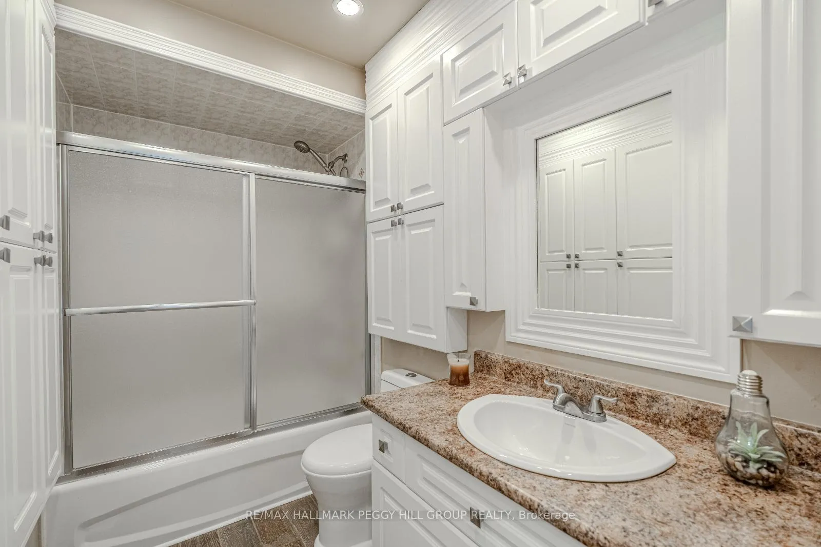 Photo 12 of 68 Coughlin Road, Barrie, Holly — HOMEH