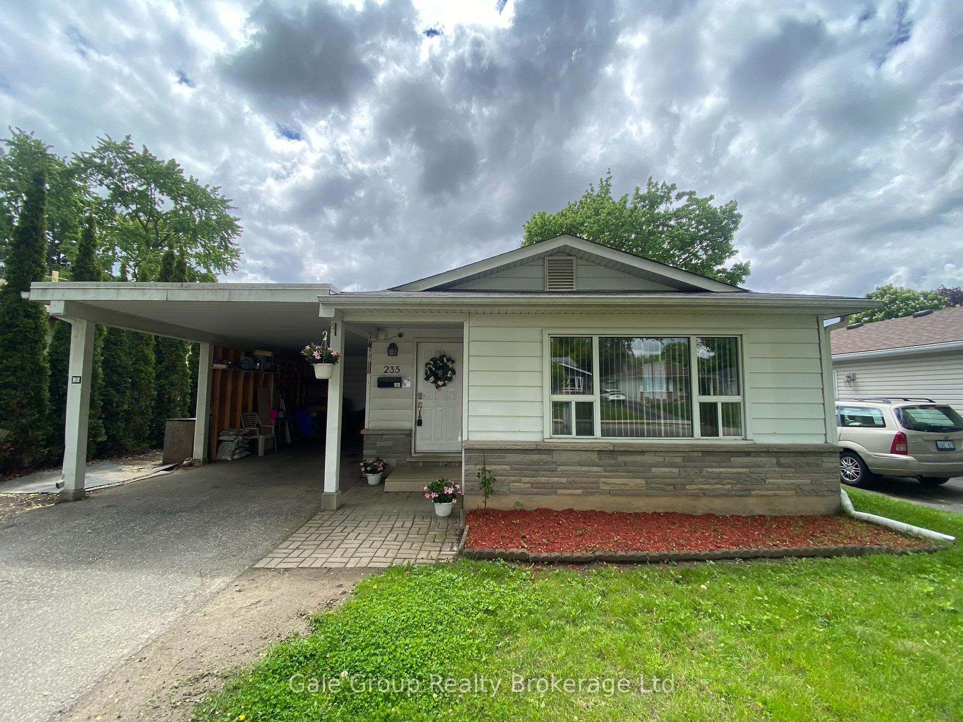 Photo 1 of 235 Huntingdon Crescent, Waterloo — HOMEH