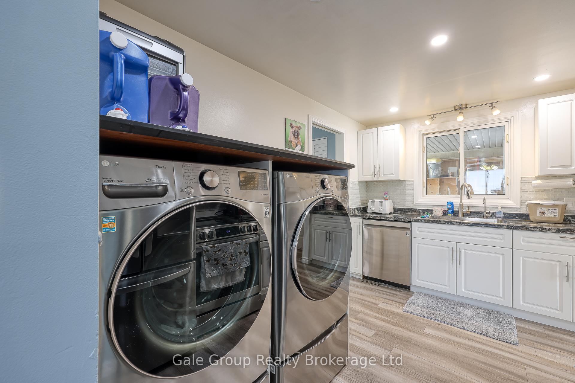 Photo 19 of 235 Huntingdon Crescent, Waterloo — HOMEH