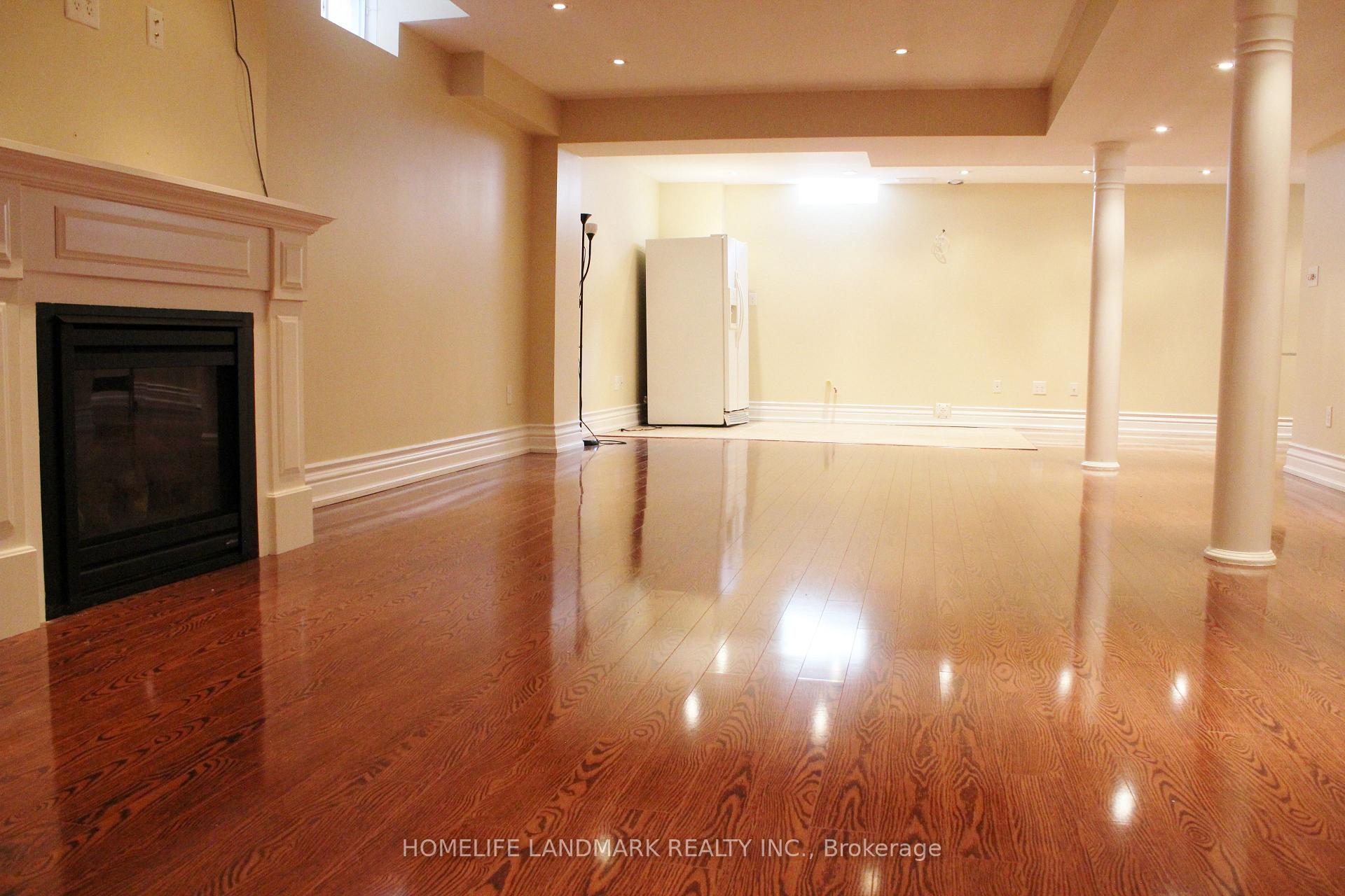 Photo 14 of 39 Siena Drive, Vaughan, Vellore Village — HOMEH