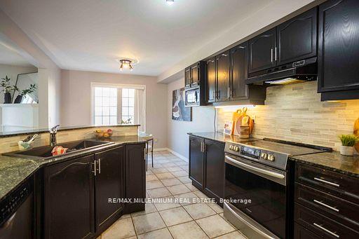 Photo 8 of 142 Millcliff Circle, Aurora, Aurora Grove — HOMEH