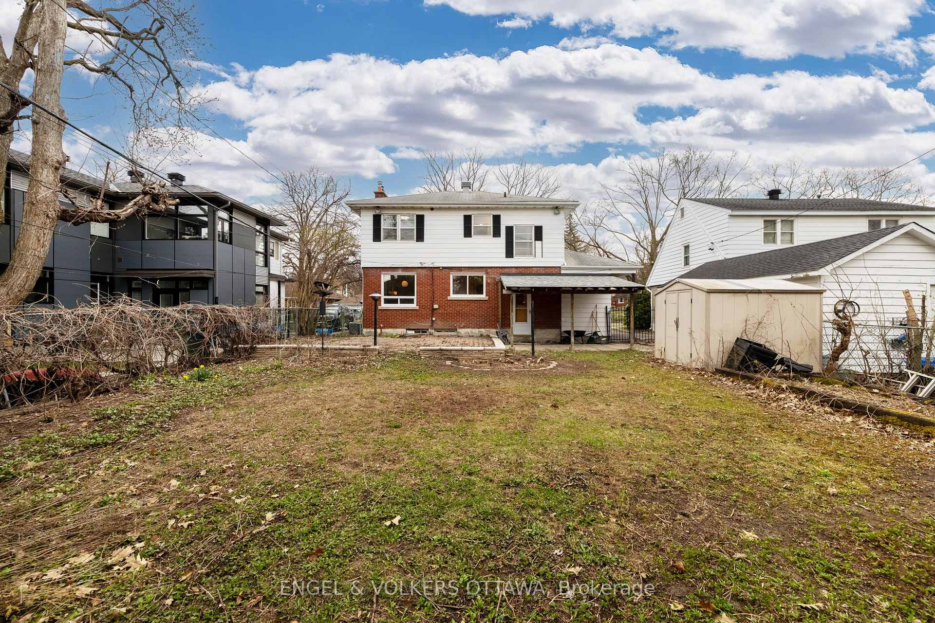 Photo 27 of 2124 Blossom Drive, Ottawa, Applewood Acres — HOMEH