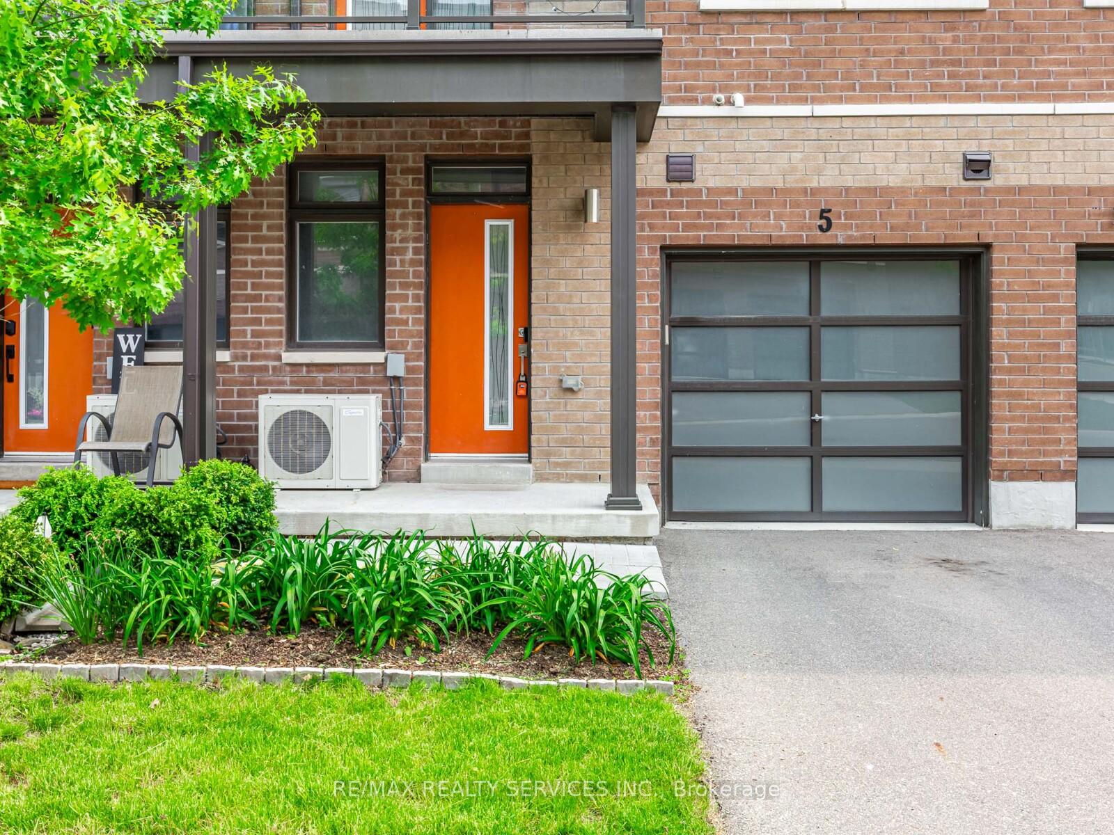 Photo 3 of 5 Lachine Street, Vaughan, Vaughan Grove — HOMEH