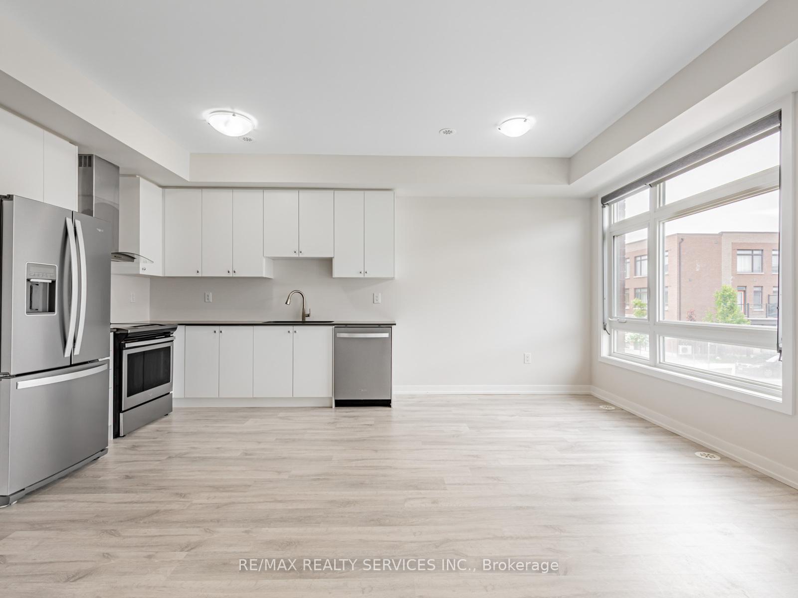 Photo 6 of 5 Lachine Street, Vaughan, Vaughan Grove — HOMEH