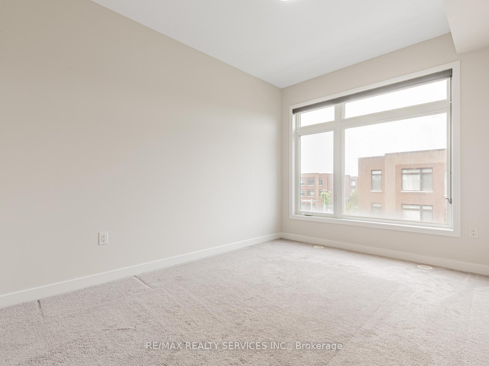 Photo 15 of 5 Lachine Street, Vaughan, Vaughan Grove — HOMEH