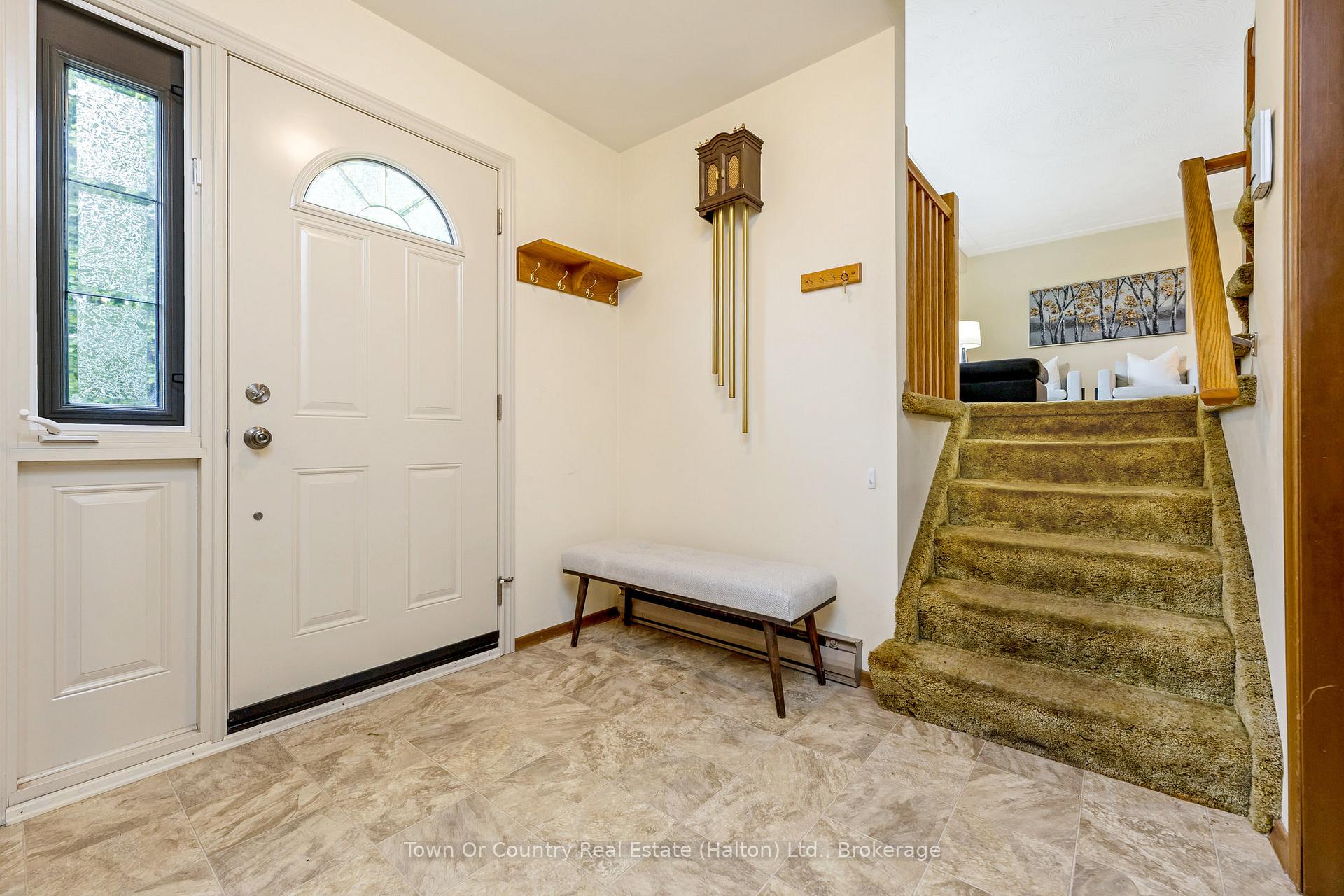 Photo 8 of 370 Roselawn Place, Waterloo — HOMEH