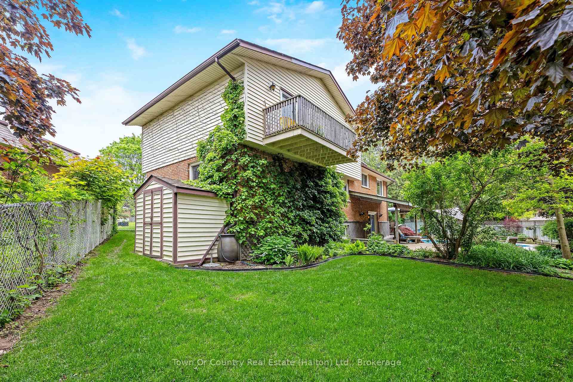 Photo 29 of 370 Roselawn Place, Waterloo — HOMEH
