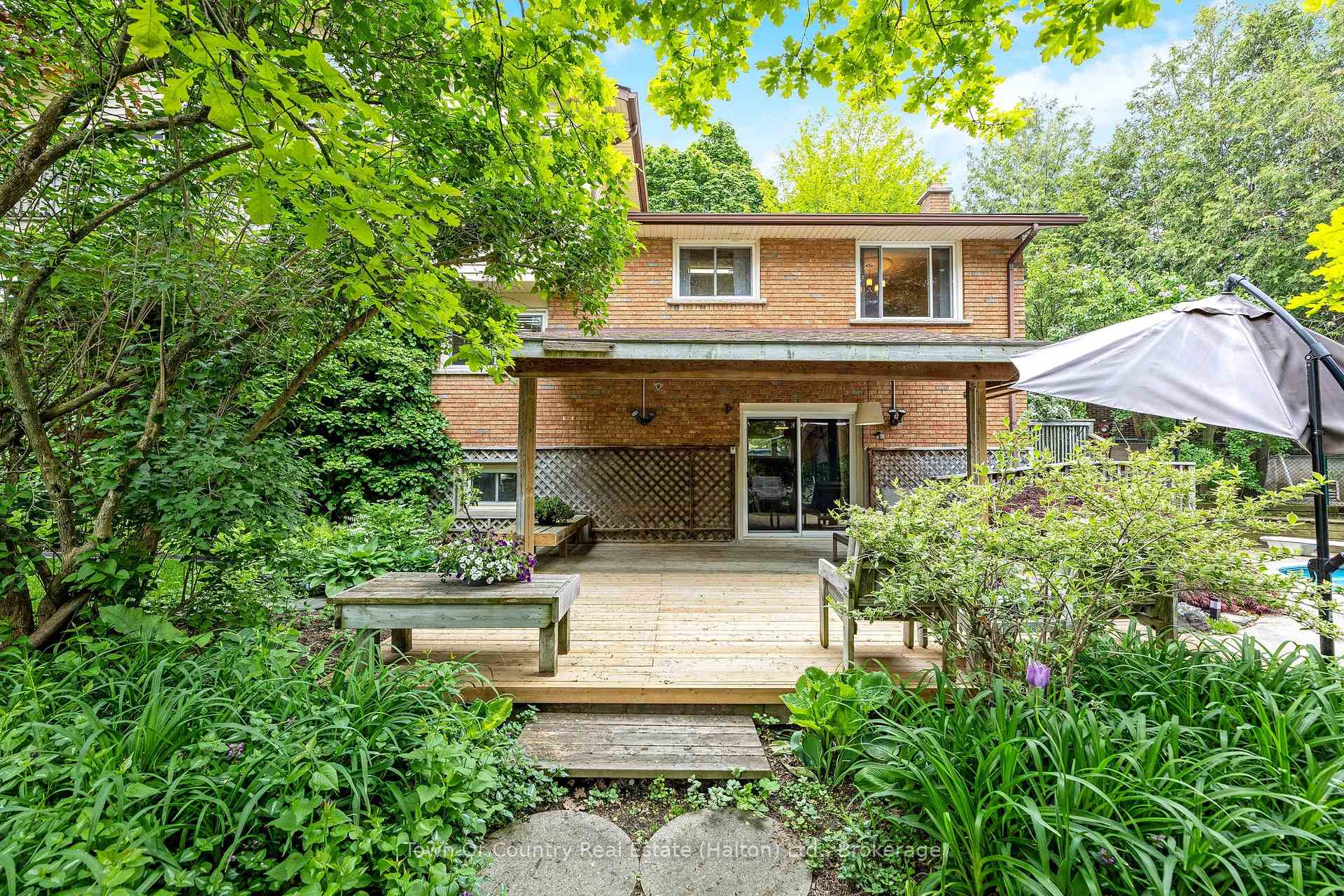 Photo 31 of 370 Roselawn Place, Waterloo — HOMEH