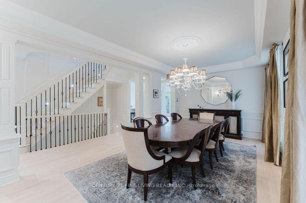 Photo 9 of 96 Wolf Creek Crescent, Vaughan, Patterson — HOMEH