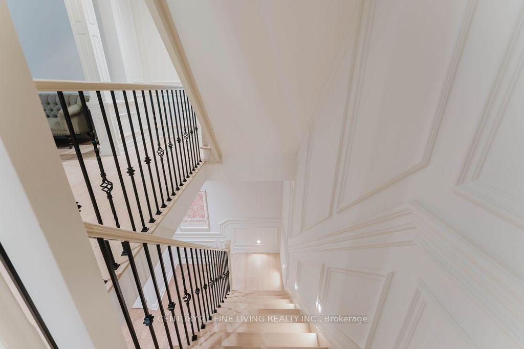 Photo 31 of 96 Wolf Creek Crescent, Vaughan, Patterson — HOMEH