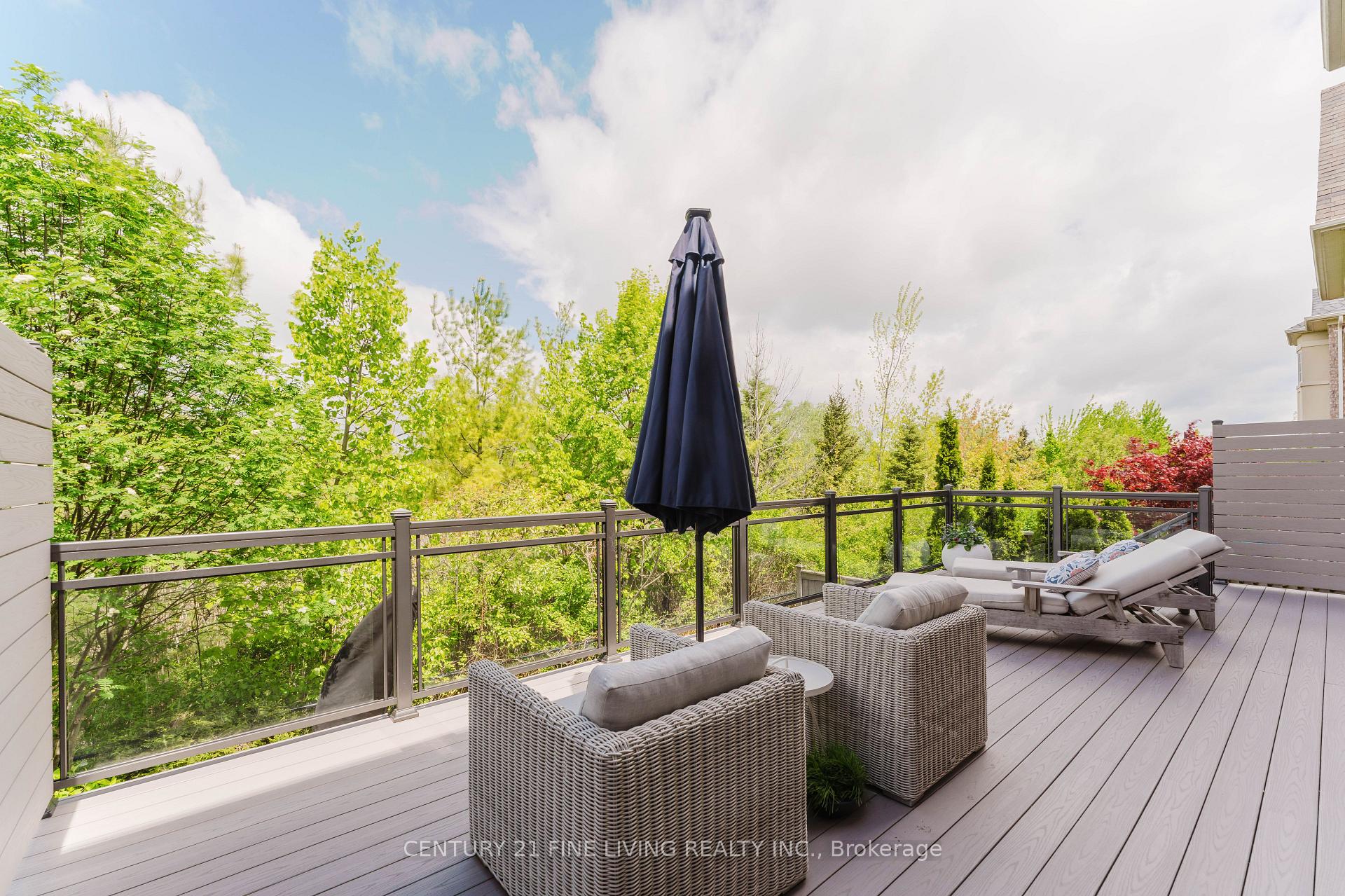 Photo 44 of 96 Wolf Creek Crescent, Vaughan, Patterson — HOMEH