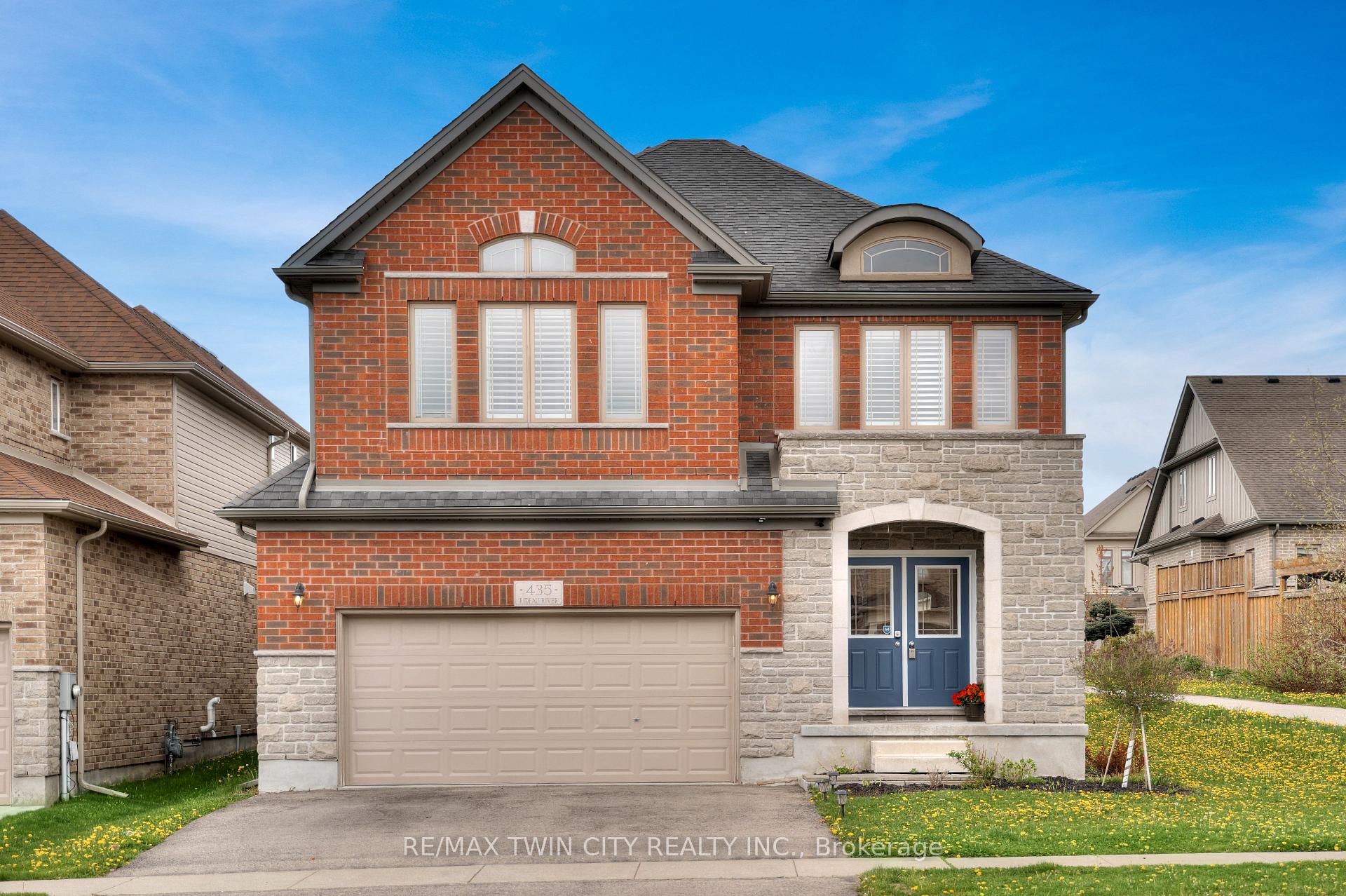 Photo 1 of 435 Rideau River Street, Waterloo — HOMEH